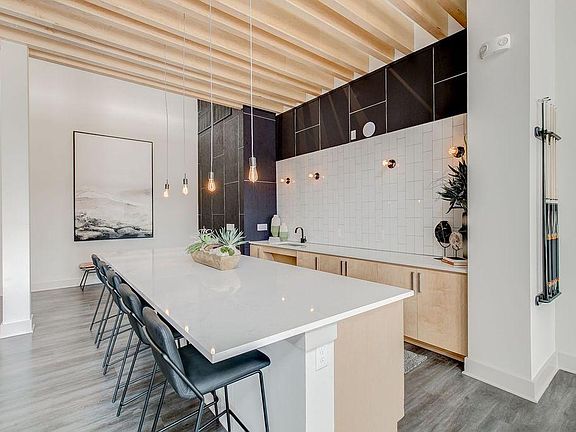 5th image of 300 E Broadway Ave #3101
