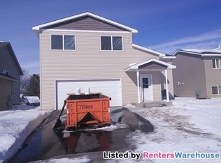 1561 Christie Pl, Saint Paul, MN 55106