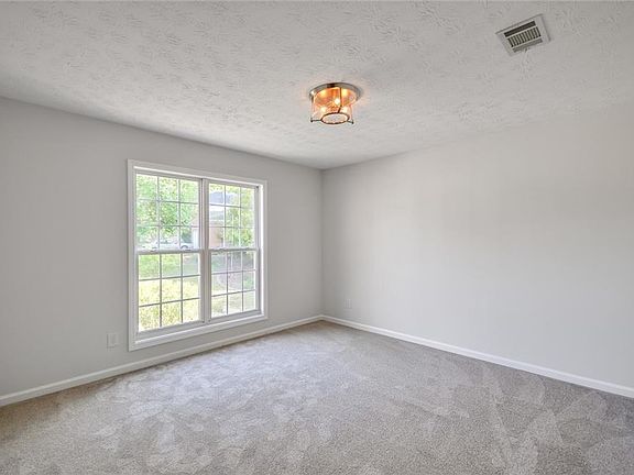 5th image of 1502 Oak Ivy Ln