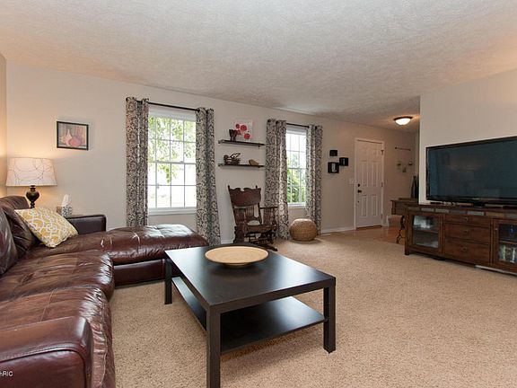 5th image of 6301 Belmont Farms Dr NE