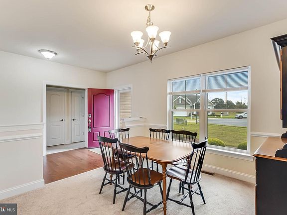 5th image of 7545 Broad Creek Cir