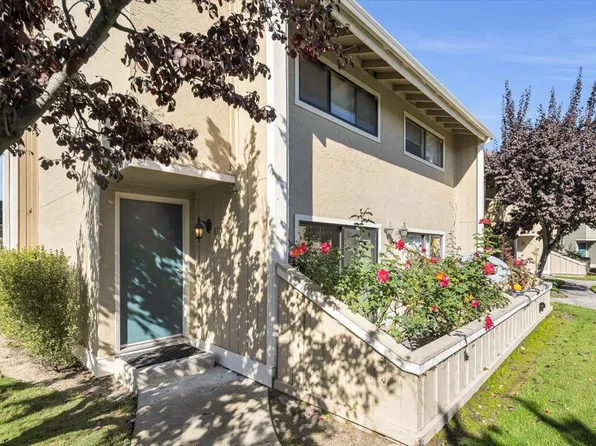 831 Perseus Ln, Foster City, CA 94404