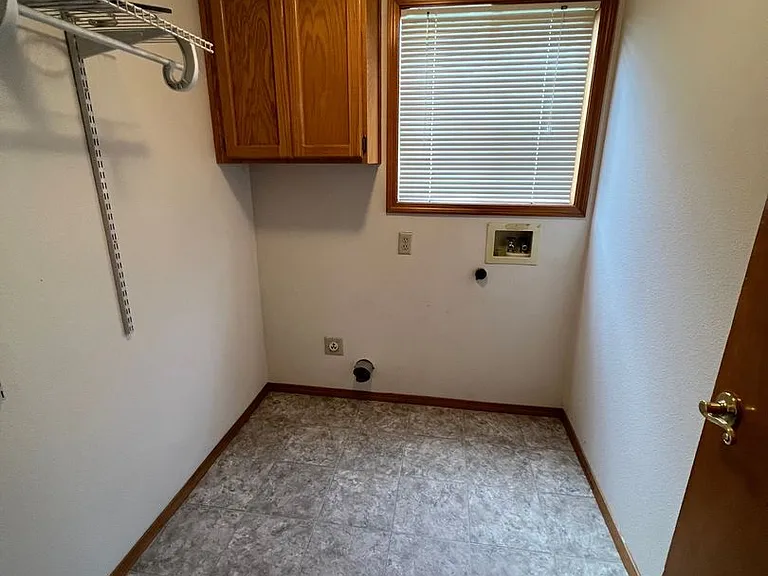 16040 NW Edward Ct — Photo 10