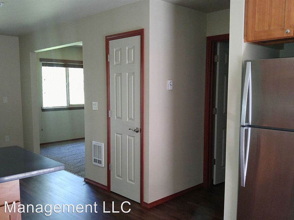 2nd image of 557 W Bakerview Rd Unit 313