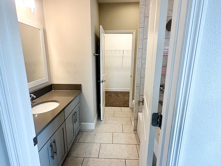 534 Lake Wildmere Cv — Photo 31