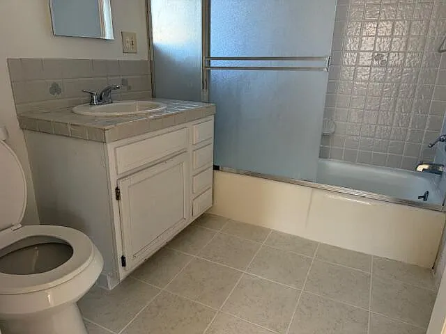 811 Bath St #B — Photo 6