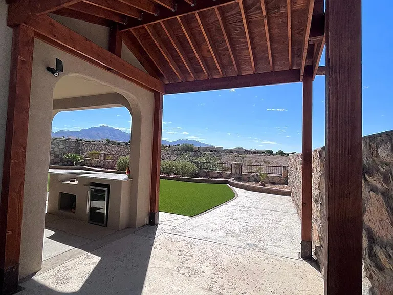 7442 Wooden Nickel Dr — Photo 54