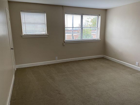 2nd image of 2831 Hillside Dr APT 1-H2