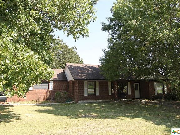 3rd image of 377 Skytrail Dr