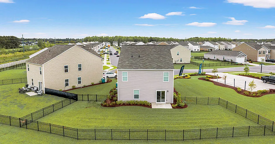 The Grove at Village Oaks — Photo 4