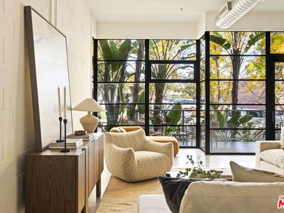 1534 17th St Unit 102, Santa Monica, CA, 90404