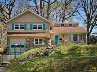 813 Roslyn Ave, Glenside, PA 19038