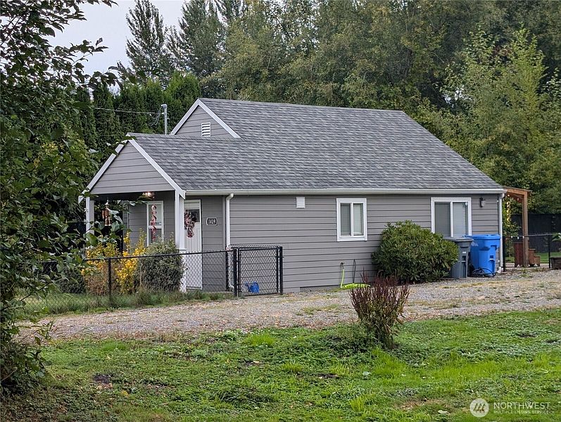 2nd image of 1419 14th Street SW