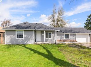 465 25th St, Springfield, OR 97477