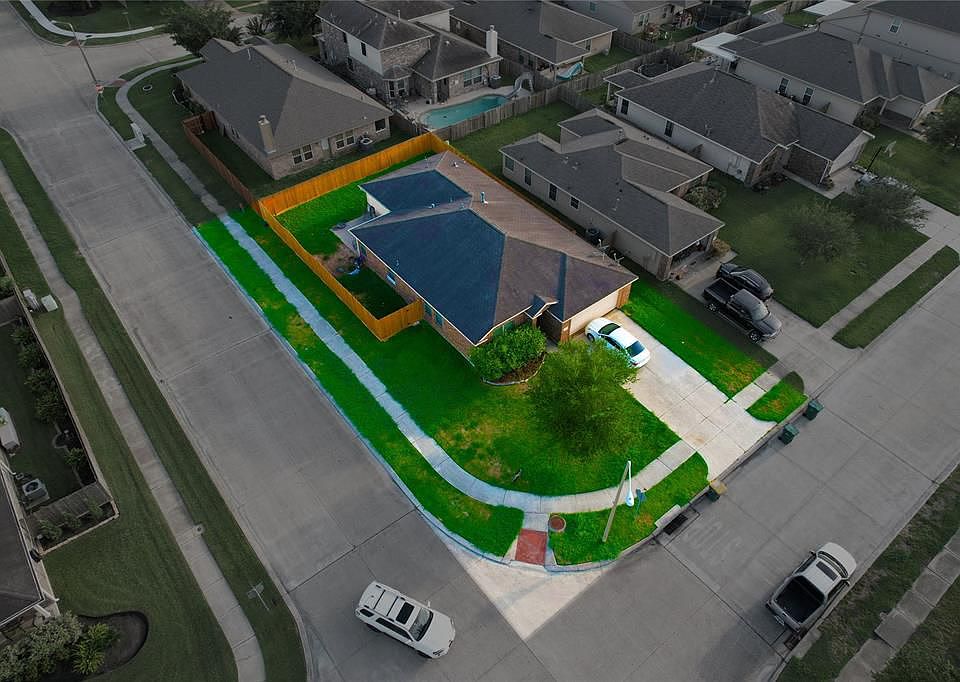 1st image of 301 Turquoise Trade Dr