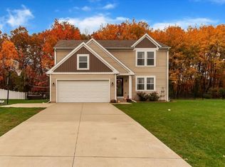 69715 Fox Xing, Edwardsburg, MI 49112