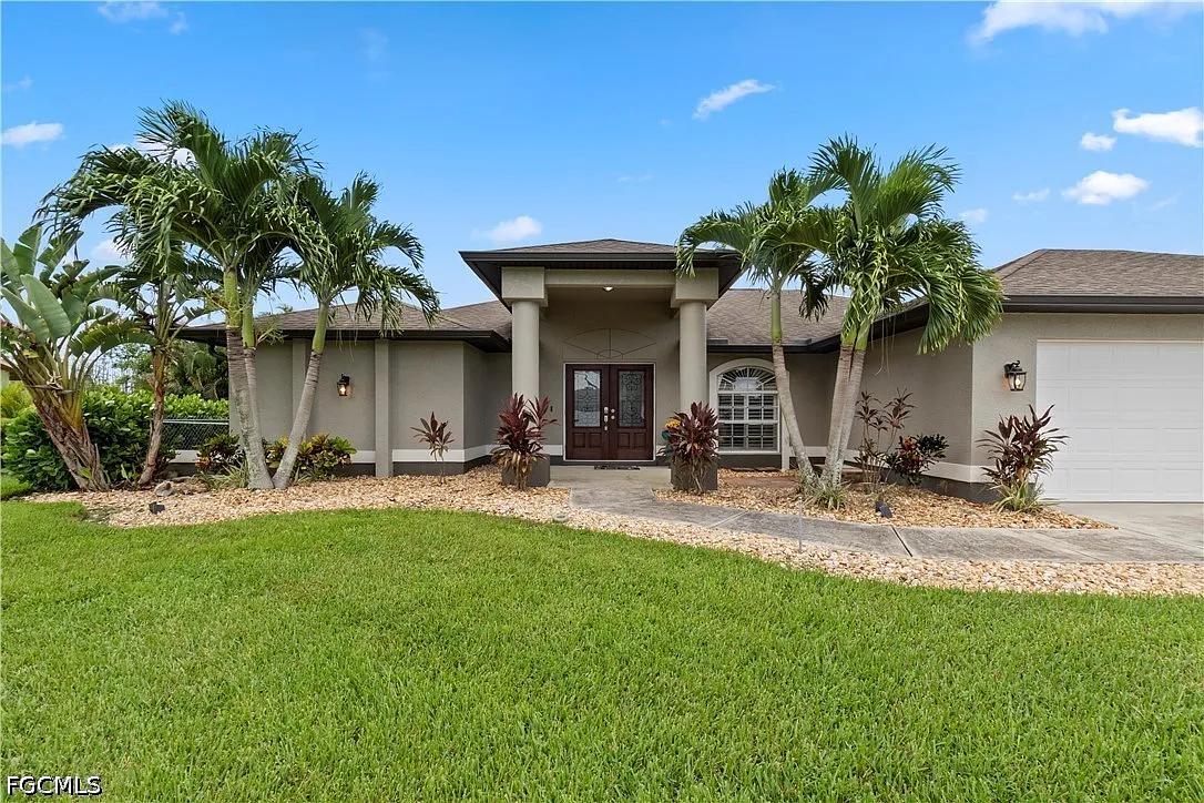 4 bed, 3.0 bath, 2096 sqft, $9,000 — Photo 2