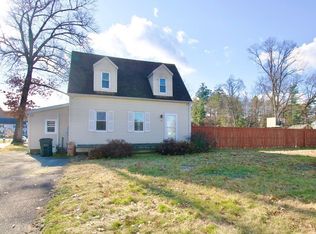 51 White Oak Rd, Springfield, MA 01128