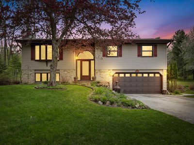 4953 Lake DRIVE, West Bend, WI, 53095