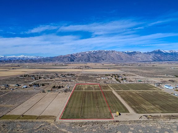 5th image of 76 Hudson Aurora Rd