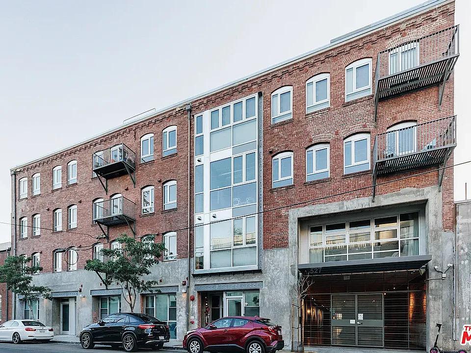 527 Molino St #409