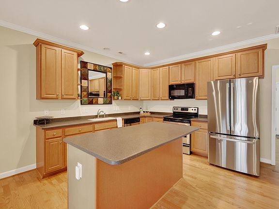 3rd image of 7313 Water Willow Dr