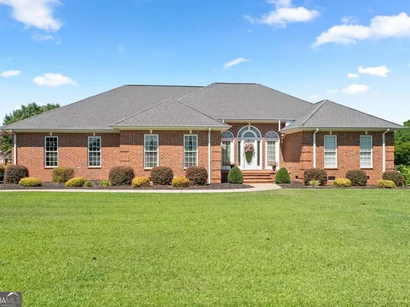 1121 Beacon Light Rd, Hartwell, GA 30643