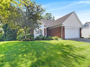 5184 Pentwater Dr, Howell, MI