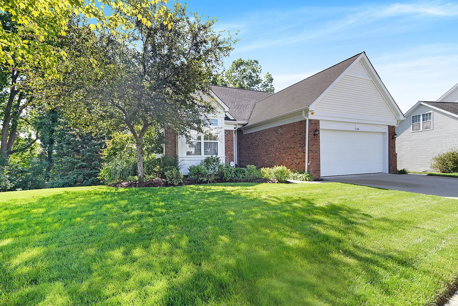 5184 Pentwater Dr photo 1