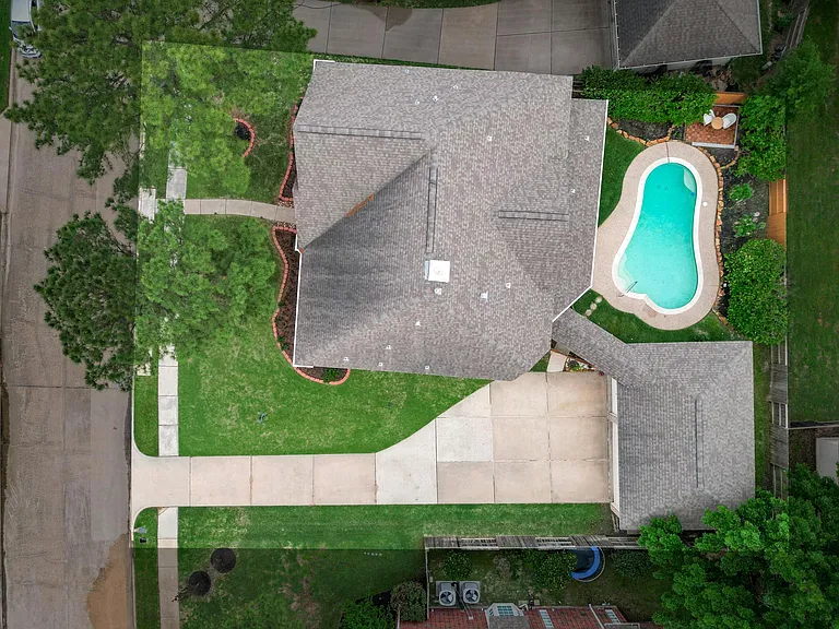 15627 Twisting Springs Dr — Photo 51