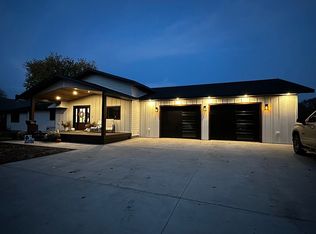 2929 Maple Ave, Slayton, MN 56172