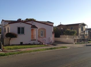 1126 Hopkins St, Berkeley, CA 94702