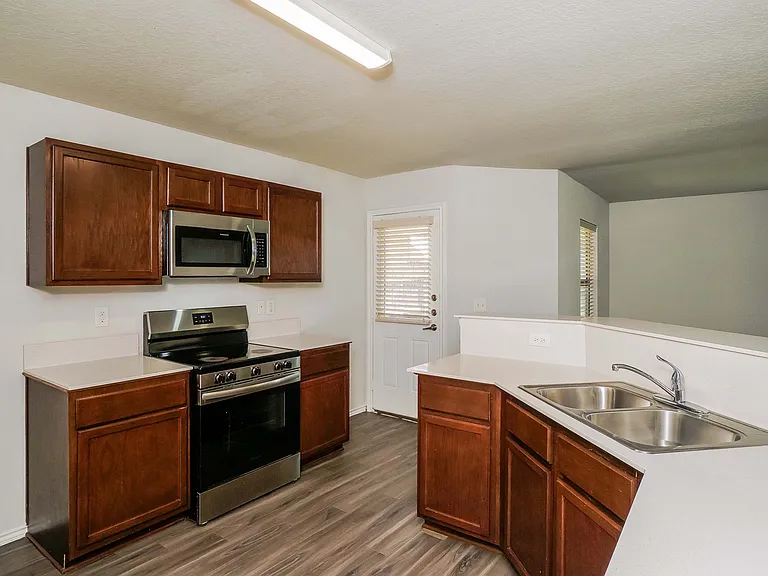7522 Spanish Dagger — Photo 11