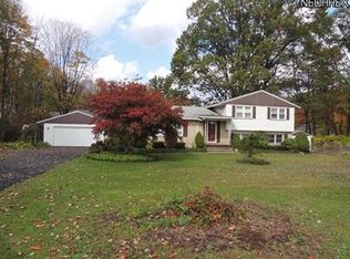 7225 Joy Rd, Brookfield, OH 44403