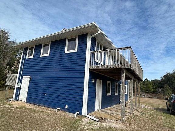 3rd image of 141 Glover Ln