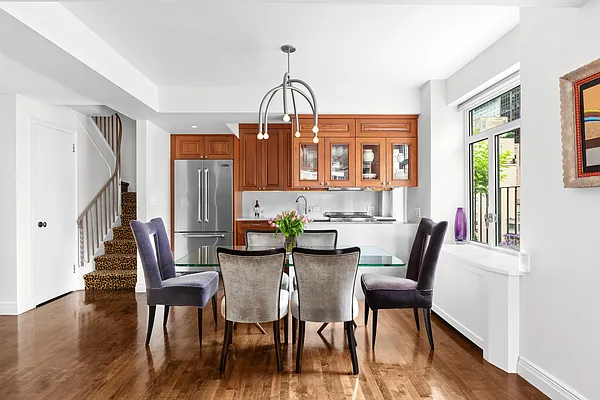 Sold by Corcoran | media 24