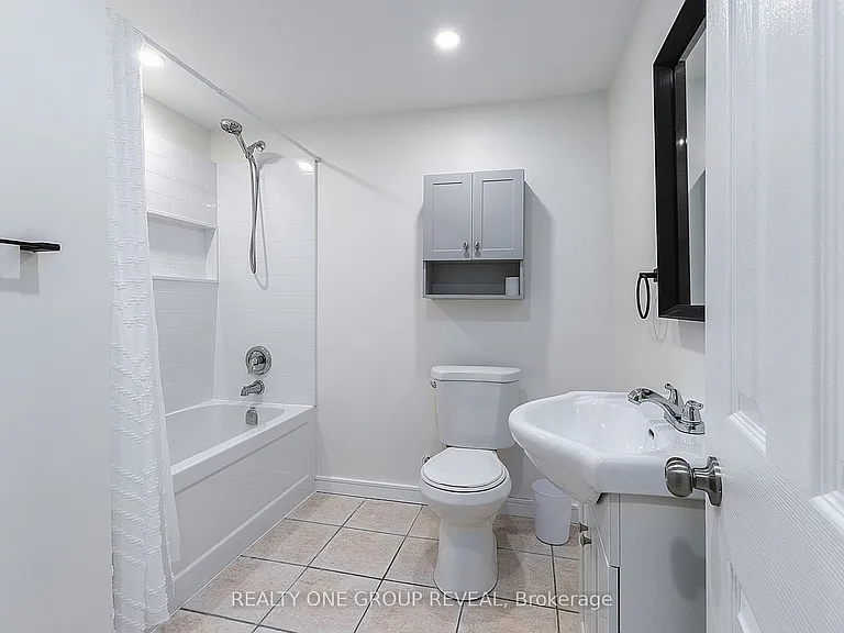 48 Patrick Dr — Photo 7