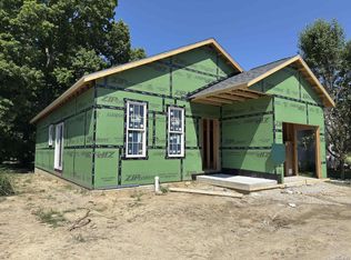 967A W Maumee St, Adrian, MI 49221