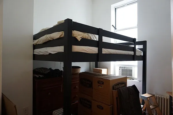 Rented by Evergreen Realty & Investments | media 18