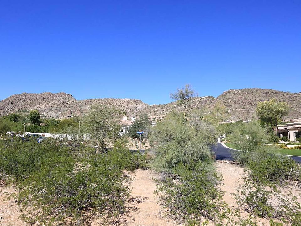2nd image of 6051 E Cactus Wren Rd