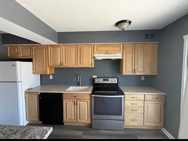 2428 Arbor Ct #2428 — Photo 15