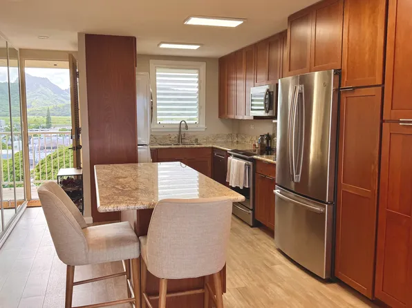 14 Aulike St APT 806, Kailua, HI 96734