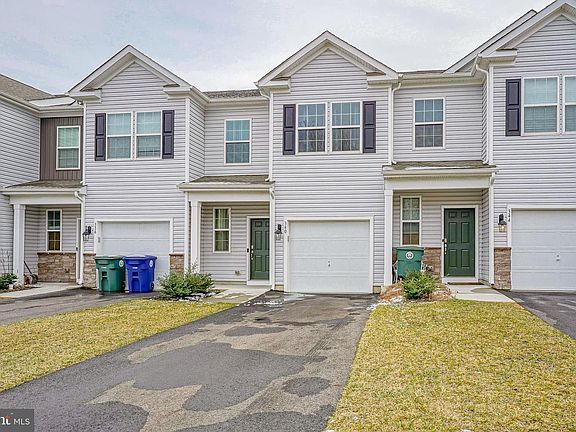 2nd image of 340 Mazzeo Dr