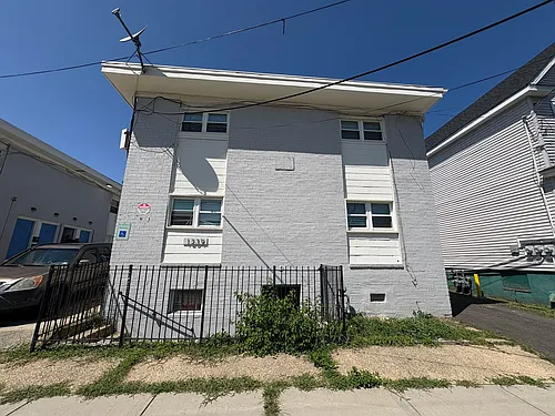 1239 Washington Ave Photo 1
