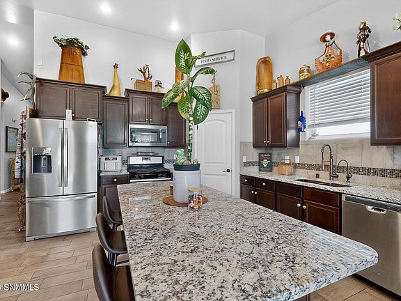 3rd image of 2974 Chance Rd