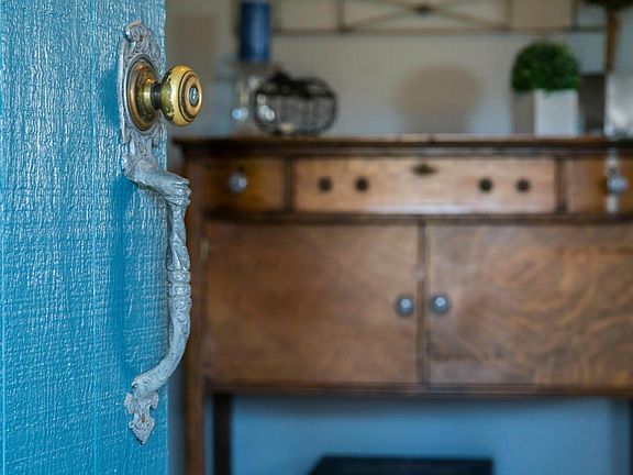 942 Gracia St Camarillo CA-large-002-33-