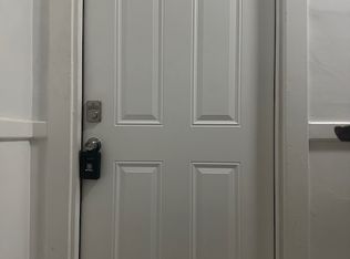 2700 Roslyn Ave #5, Baltimore, MD 21216