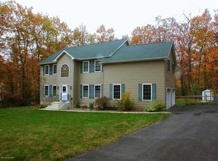 111 Michael Ln, Stroudsburg, PA 18360