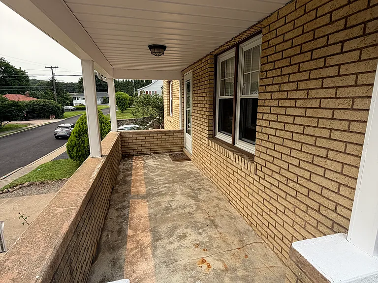 28 Hillside Ave #2 — Photo 6