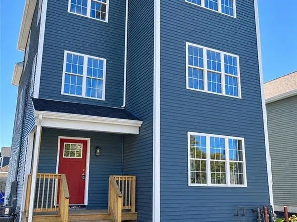 84 Coggeshall St, Providence, RI 02908